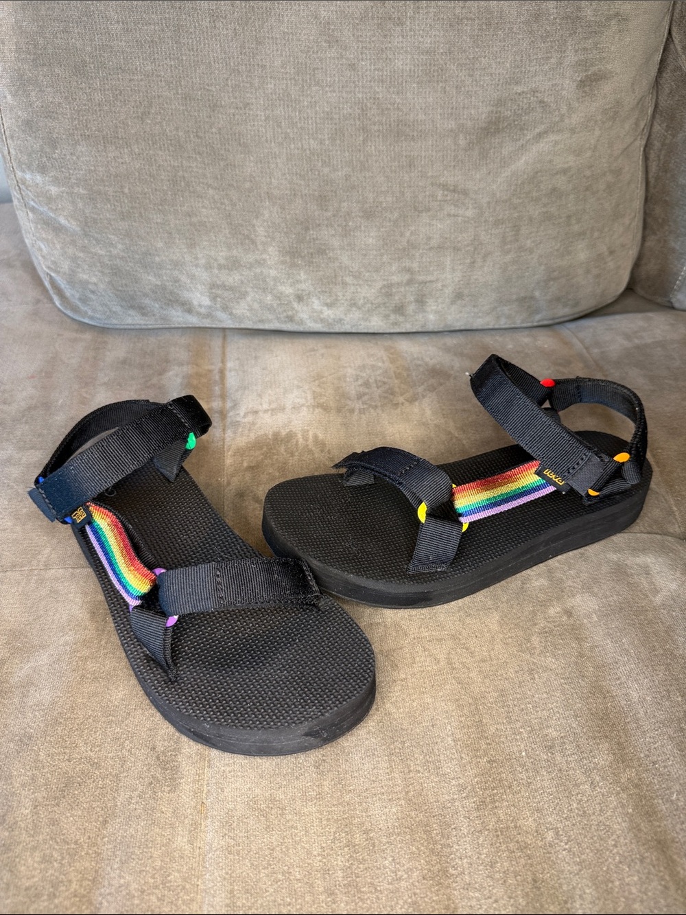 Teva Midform Universal Black Sandals with Metallic Rainbow Strap and